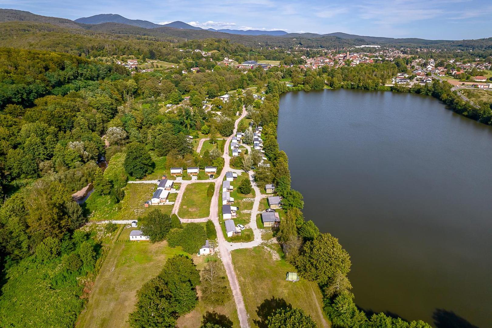Camping Les Ballastieres - Vosges Du Sud Champagney المظهر الخارجي الصورة